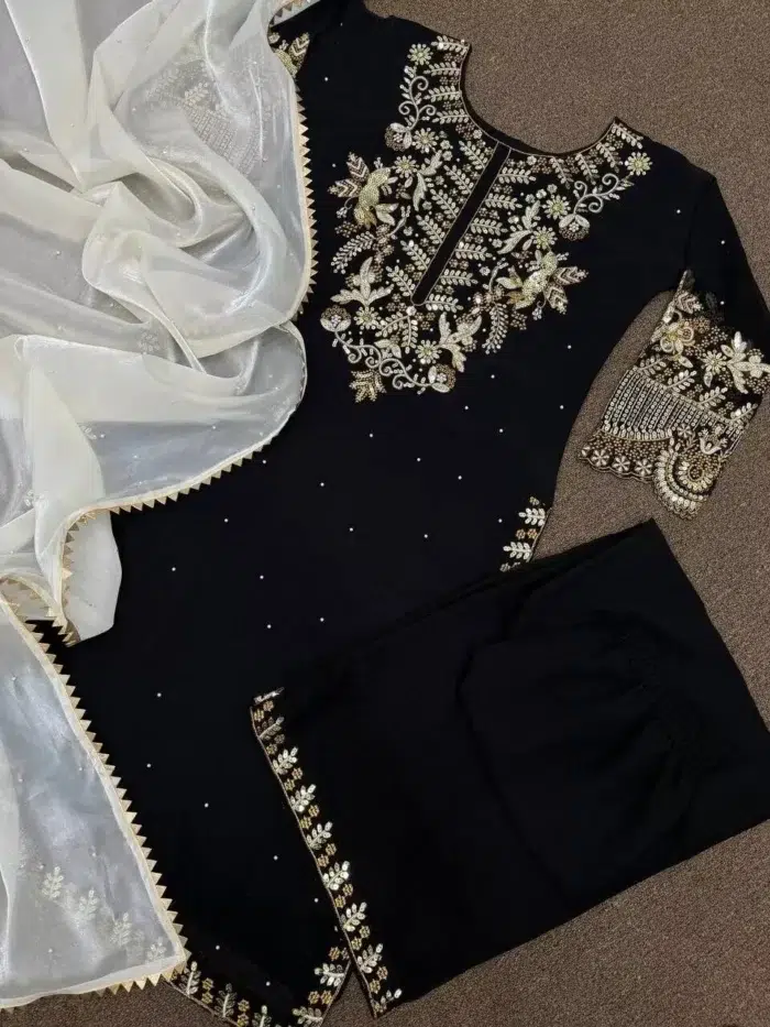 Pakistani Salwar Kameez - Punjabi Threads product image 2