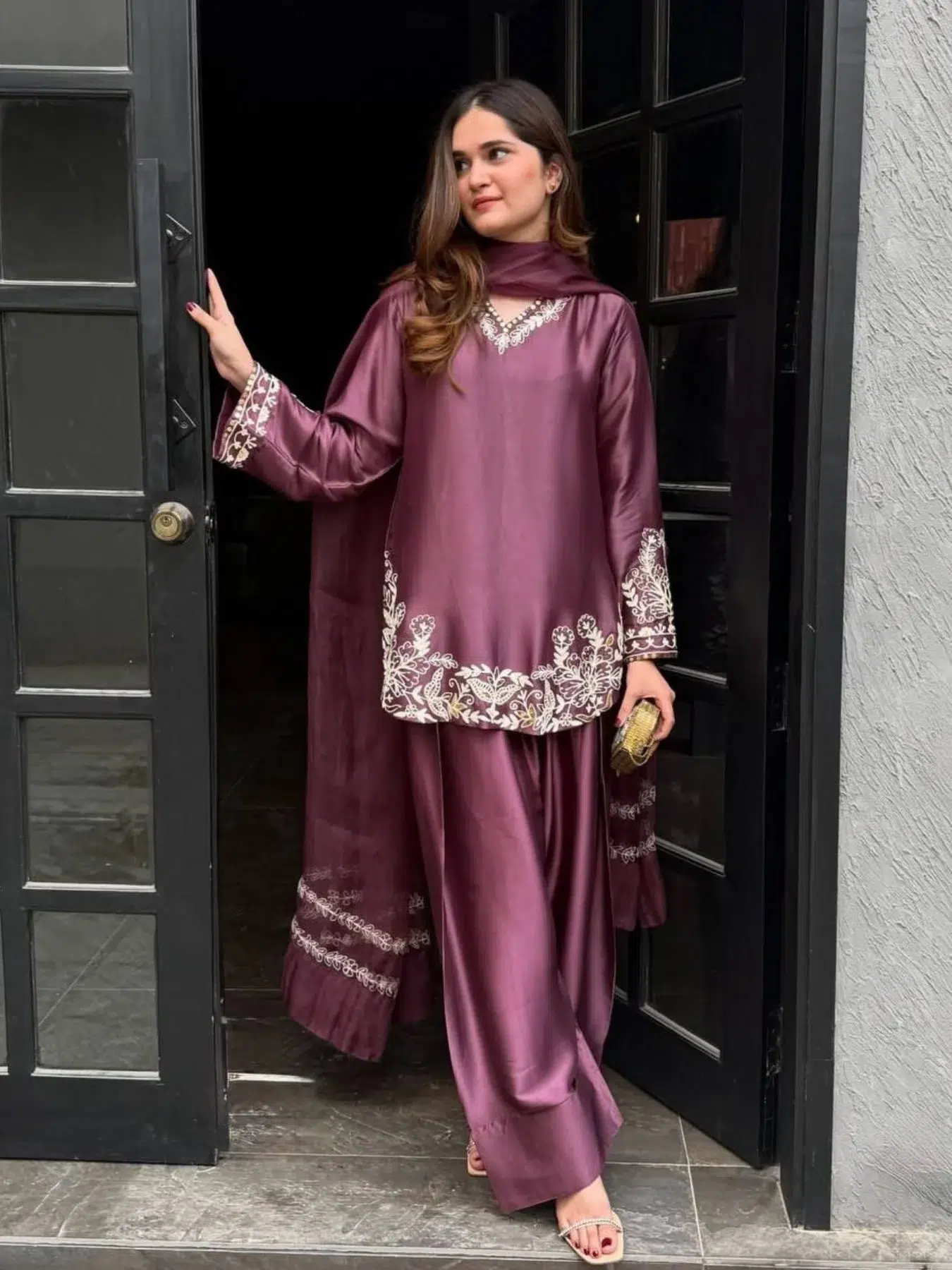 Mauve Crepe Silk Farshi Pant Suit image 1 Mauve Crepe Silk Farshi Pant Suit - Punjabi Threads product image 1